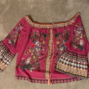 NWOT Boutique off the shoulder blouse